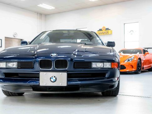 Used 1993 BMW 850Ci image 11
