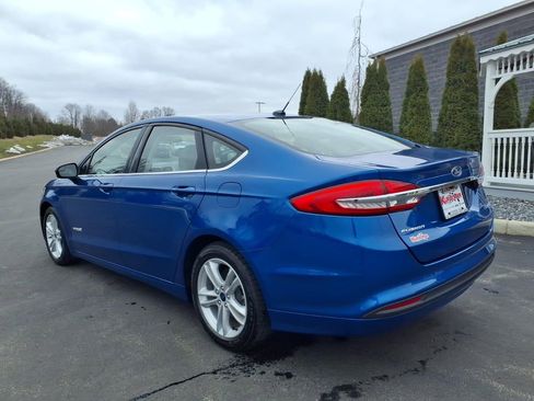 Used 2018 Ford Fusion S FWD image 3