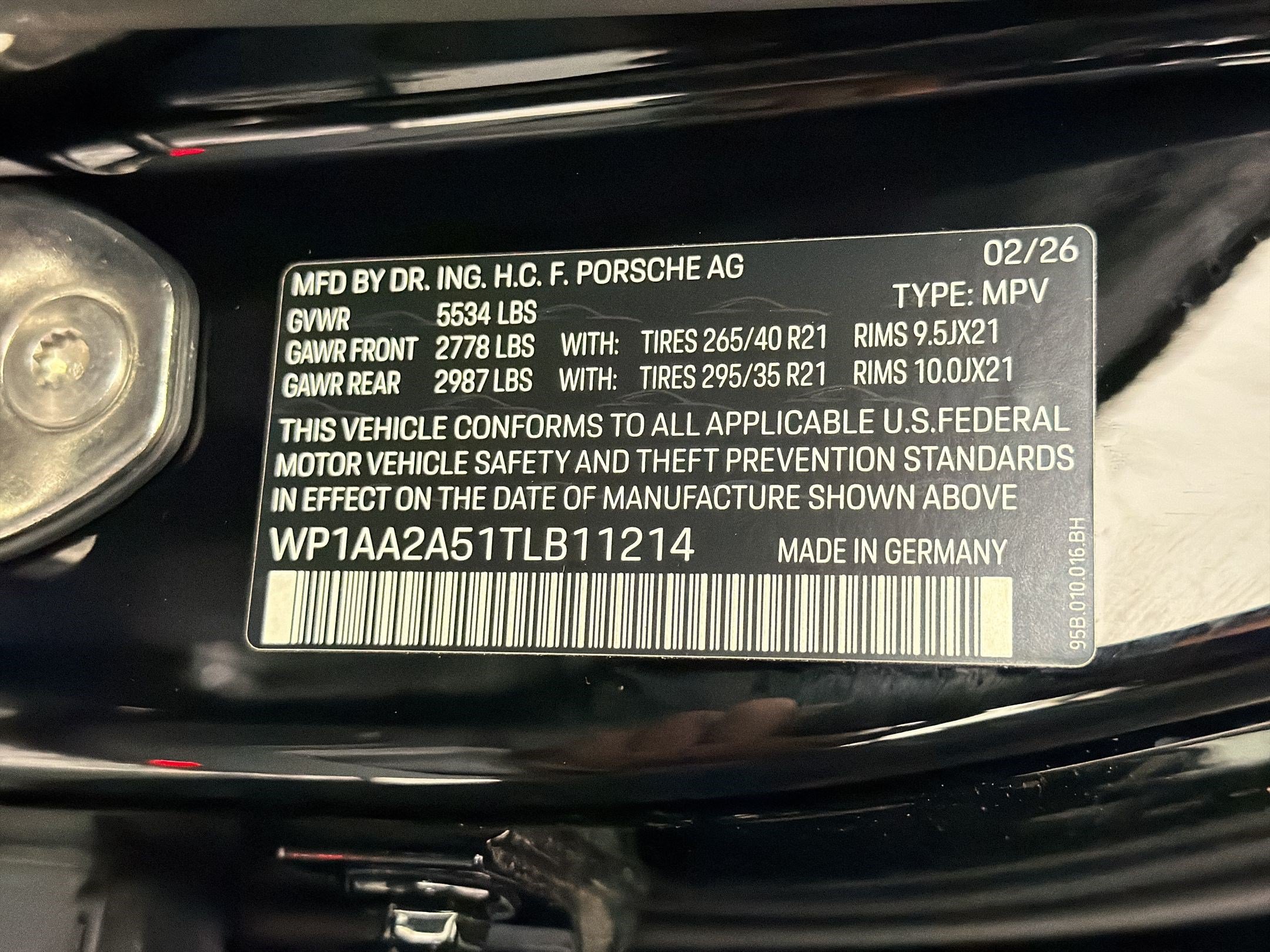 Used 2026 Porsche Macan AWD/4WD image 20