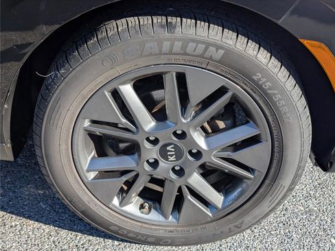 Used 2021 Kia Soul S image 11