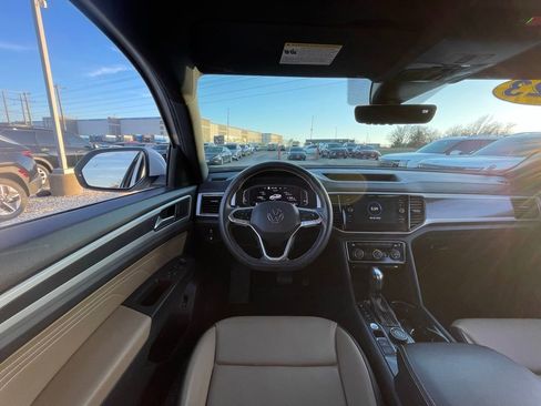 Used 2023 Volkswagen Atlas Cross Sport SEL image 27