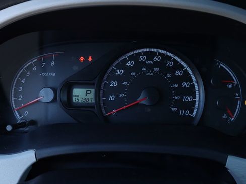 Used 2011 Toyota Sienna LE image 24