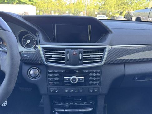 Used 2012 Mercedes-Benz E 63 AMG Sedan image 27