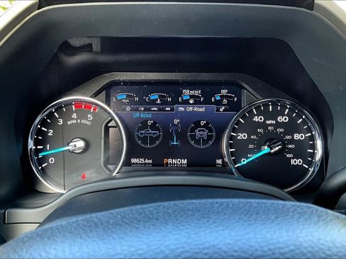 Used 2022 Ford F250 Lariat w/ Lariat Value Package image 14