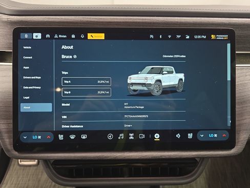 Used 2022 Rivian R1T Adventure AWD/4WD image 25