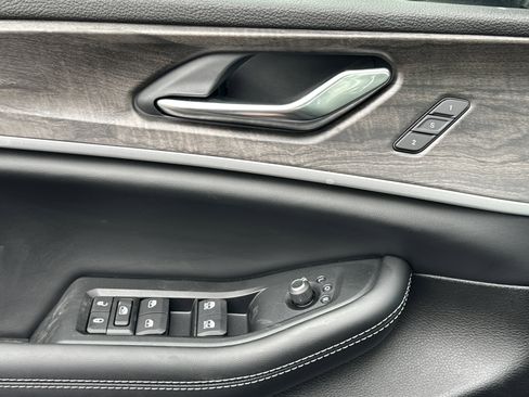 New 2026 Jeep Grand Cherokee L Limited w/ Limited Altitude Package image 13