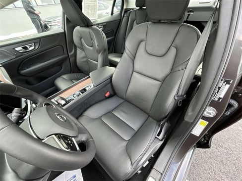 Certified 2025 Volvo S60 B5 Plus image 15