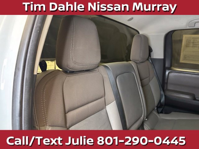 Used 2023 Nissan Frontier SV AWD/4WD image 19