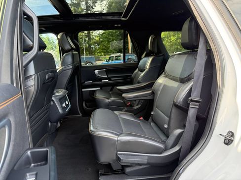 Certified 2025 Ford Expedition Tremor AWD/4WD image 11