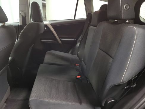 Used 2018 Toyota RAV4 XLE AWD/4WD image 27