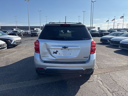 Used 2017 Chevrolet Equinox Premier w/ Enhanced Convenience Package image 5