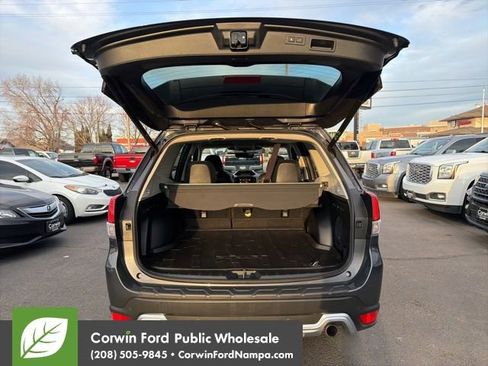 Used 2022 Subaru Forester Touring w/ Popular Package #2 image 31