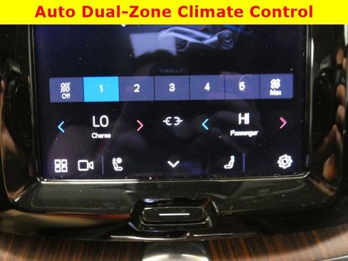 Used 2023 Volvo XC60 B5 Ultimate w/ Climate Package image 27