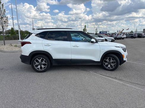 Used 2021 Kia Seltos EX AWD/4WD image 14
