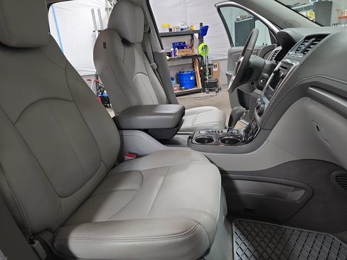 Used 2017 GMC Acadia Limited SLT FWD image 10
