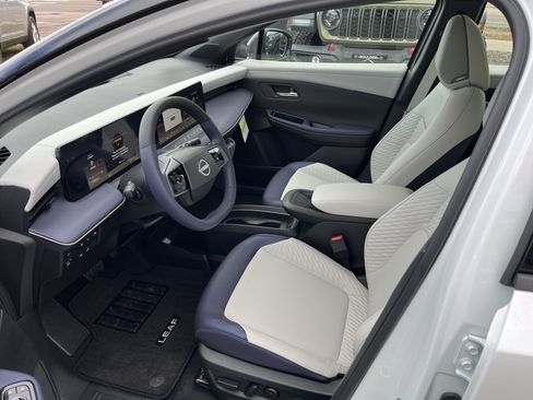 New 2026 Nissan Leaf Platinum+ w/ Cargo Package (Platinum+) image 11