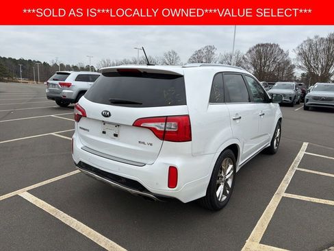 Used 2015 Kia Sorento SX image 17