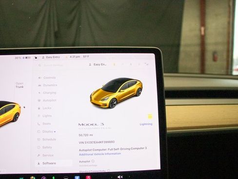 Used 2019 Tesla Model 3 Mid Range image 31