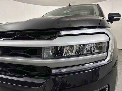 Used 2022 Ford Expedition Max XLT image 29