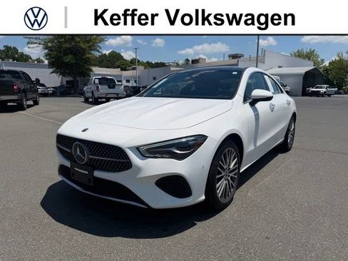 Used 2025 Mercedes-Benz CLA 250 4MATIC image 1