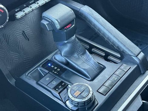 Used 2024 Toyota Tacoma TRD Off-Road image 24