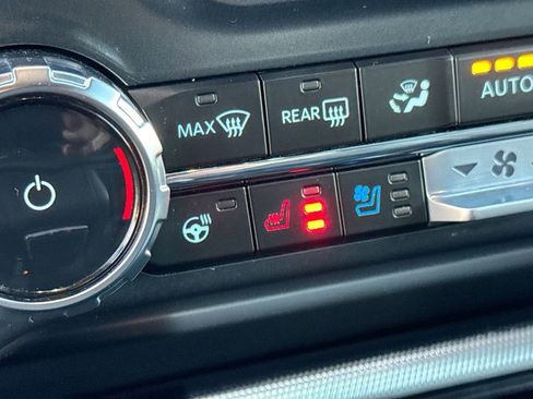 Used 2025 Ford F150 Lariat w/ Equipment Group 502A High image 41