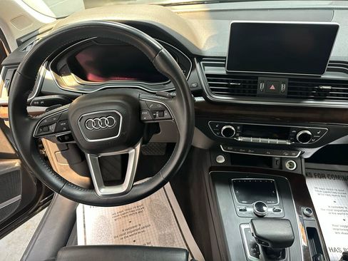 Used 2018 Audi Q5 2.0T Premium Plus w/ Premium Plus Package AWD/4WD image 17