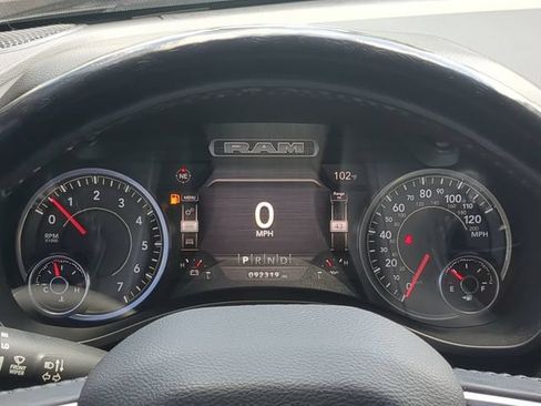 Used 2020 RAM 1500 Big Horn RWD image 32