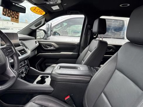 Used 2024 Chevrolet Suburban Z71 w/ Off-Road Capability Package AWD/4WD image 12