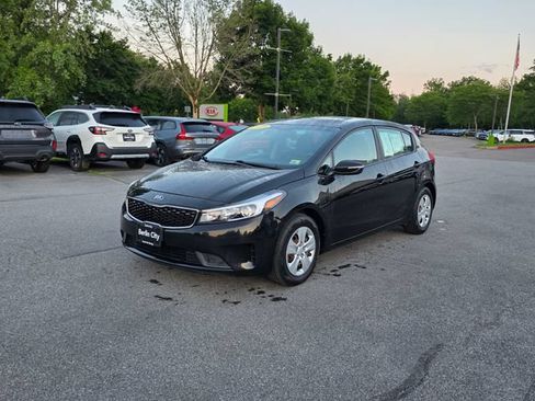 Used 2018 Kia Forte LX FWD image 4