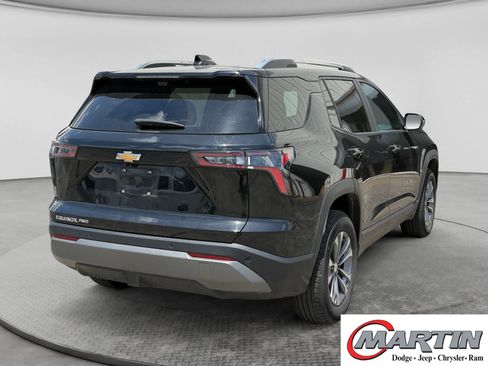 Used 2025 Chevrolet Equinox LT w/ Convenience Package II AWD/4WD image 5
