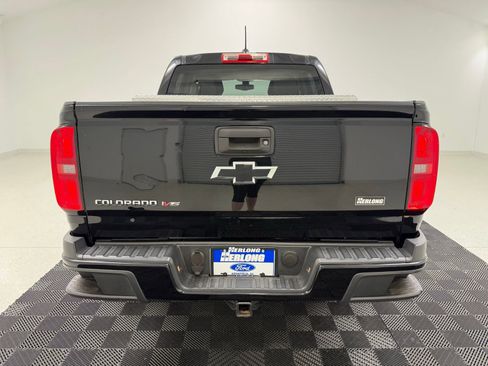 Used 2017 Chevrolet Colorado W/T w/ Custom Special Edition image 9