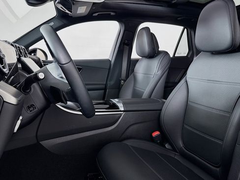 Certified 2026 Mercedes-Benz GLC 300 image 16