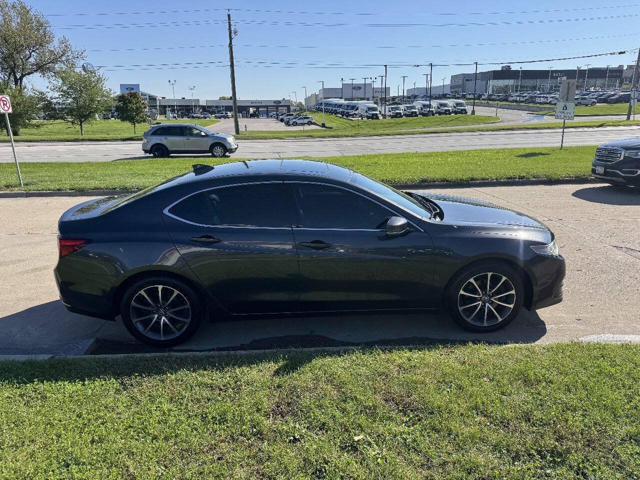 Used 2016 Acura TLX w/ Technology Package AWD/4WD image 6