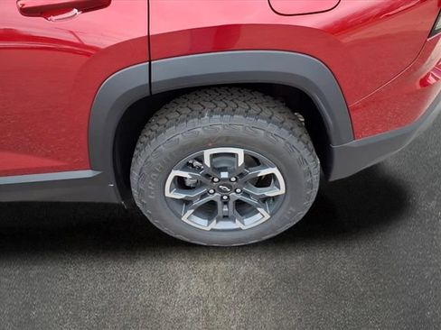 New 2026 Chevrolet Equinox ACTIV w/ Convenience Package III AWD/4WD image 20