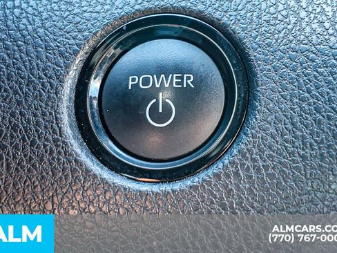 Used 2025 Toyota Camry SE image 48