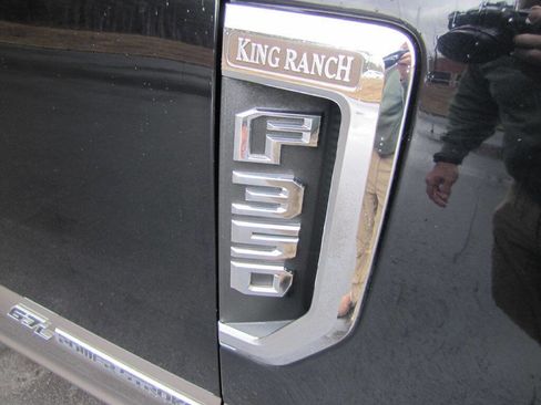 Used 2022 Ford F350 King Ranch w/ King Ranch Ultimate Package image 26