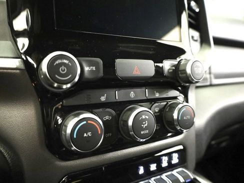 Used 2022 RAM 1500 Big Horn image 22