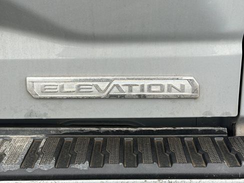 Used 2024 GMC Sierra 1500 Elevation image 6
