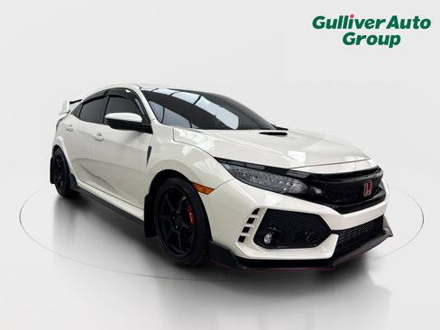 Used 2018 Honda Civic Type R image 13