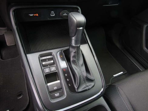 Used 2024 Honda CR-V LX image 18