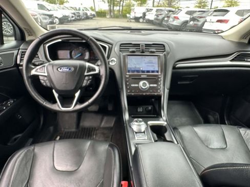 Used 2020 Ford Fusion Titanium FWD image 12