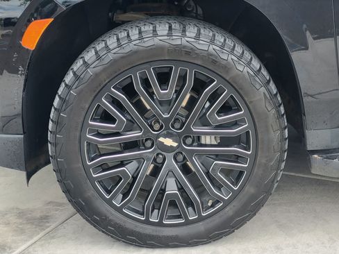 Used 2021 Chevrolet Tahoe Premier AWD/4WD image 8