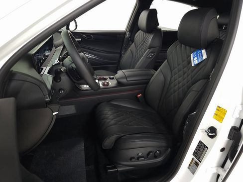 Used 2026 Genesis GV80 3.5T e-SC AWD/4WD image 12