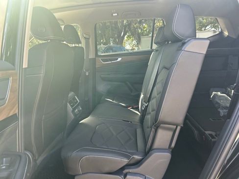 New 2026 Volkswagen Atlas SE FWD image 46