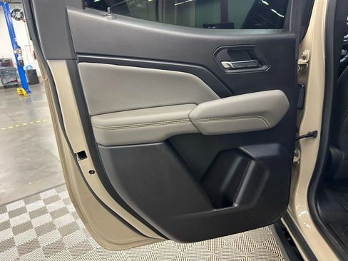 Used 2023 Chevrolet Colorado ZR2 w/ ZR2 Convenience Package III AWD/4WD image 15