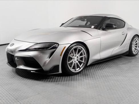 Used 2021 Toyota Supra RWD image 2