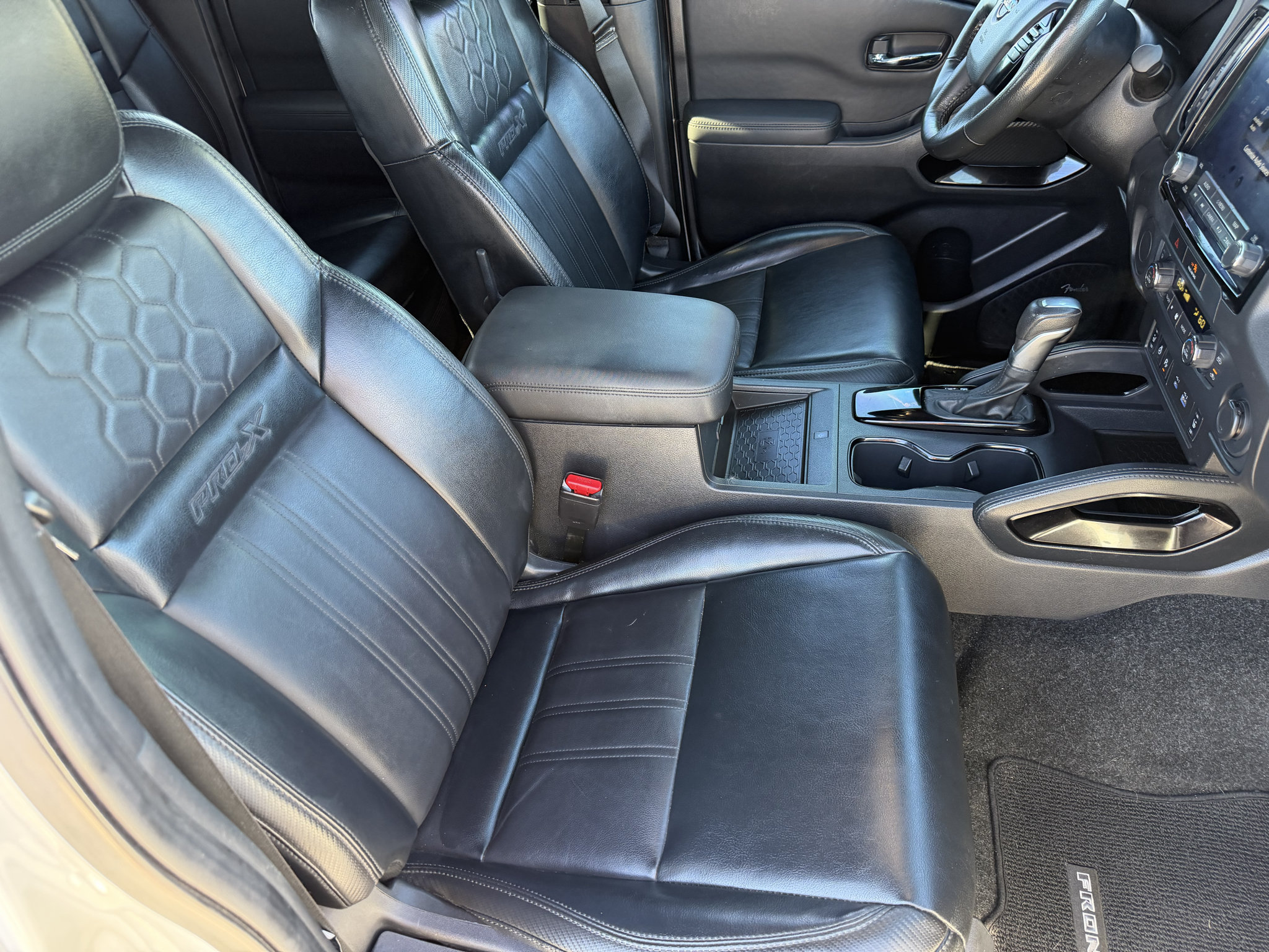 Used 2022 Nissan Frontier Pro-X w/ Pro-X Premium Package RWD image 26
