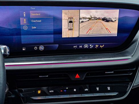 Used 2024 Buick Envision Preferred image 17