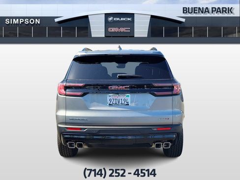 Used 2026 GMC Acadia AT4 w/ Luxury Package AWD/4WD image 7